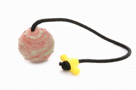 Dogtech 7 cm Bigball with 50 cm rope with plastic T-handle