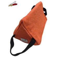 Small Triangular Tug 10cm x 24 cm